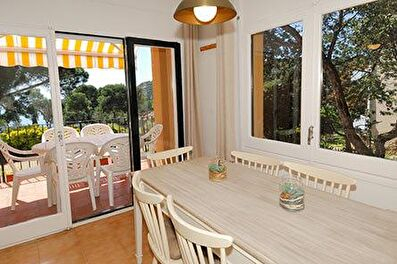 Casa individual con jardín en Calella de Palafrugell - Alquiler Temporada