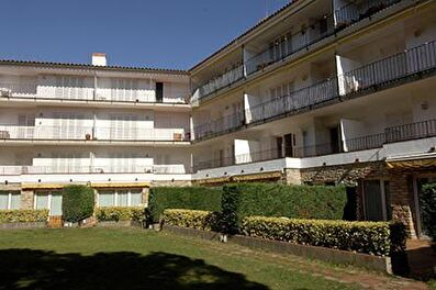 Apartamento con Parking y jardín en Calella de Palafrugell - Alquiler Temporada