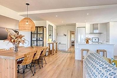 Apartamento con Piscina, Vistas al mar, Parking y jardín en Calella de Palafrugell - Alquiler Temporada