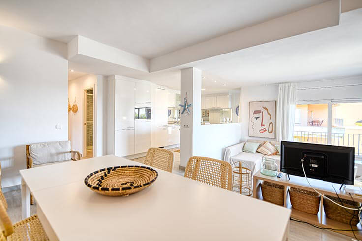 Apartamento 3 dormitorios con Piscina, Vistas al mar y Parking en Calella de Palafrugell - Alquiler Vacacional - Turístico