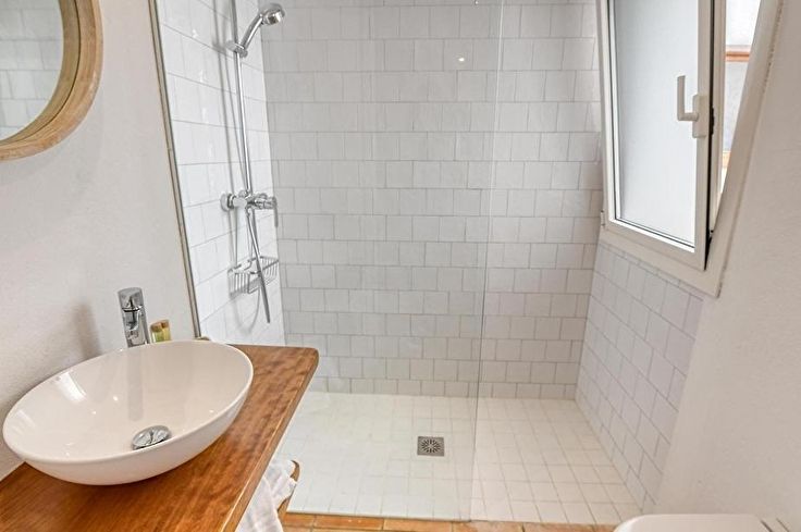 Apartamento 3 dormitorios con Vistas al mar, Wifi y jardín en Calella de Palafrugell - Alquiler Vacacional - Turístico