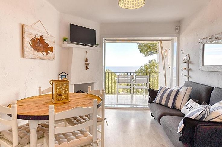 Apartamento 2 dormitorios con Vistas al mar en Calella de Palafrugell - Alquiler Vacacional - Turístico