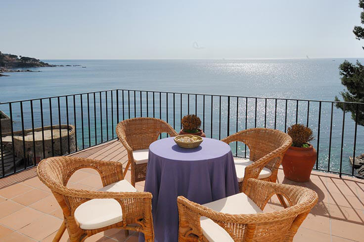 Casa de pueblo 4 dormitorios con Vistas al mar en Calella de Palafrugell - Alquiler Vacacional - Turístico