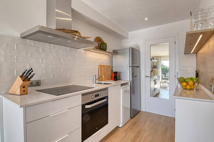 Apartamento 2 dormitorios con Piscina, Vistas al mar y Wifi en Calella de Palafrugell - Alquiler Vacacional - Turístico