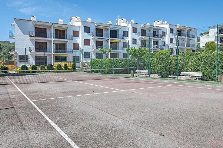 Apartamento 2 dormitorios con Piscina, Vistas al mar y Wifi en Calella de Palafrugell - Alquiler Temporada