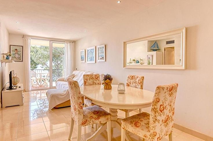 Apartamento 3 dormitorios con Piscina, Vistas al mar, Aire acondicionado, Parking y jardín en Calella de Palafrugell - Alquiler Vacacional - Turístico