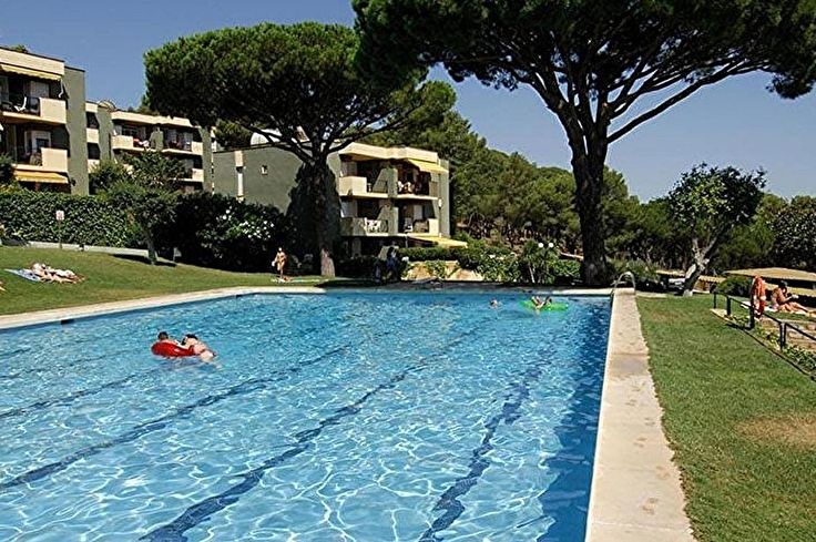 Apartamento 3 dormitorios con Piscina, Vistas al mar y jardín en Calella de Palafrugell - Alquiler Vacacional - Turístico