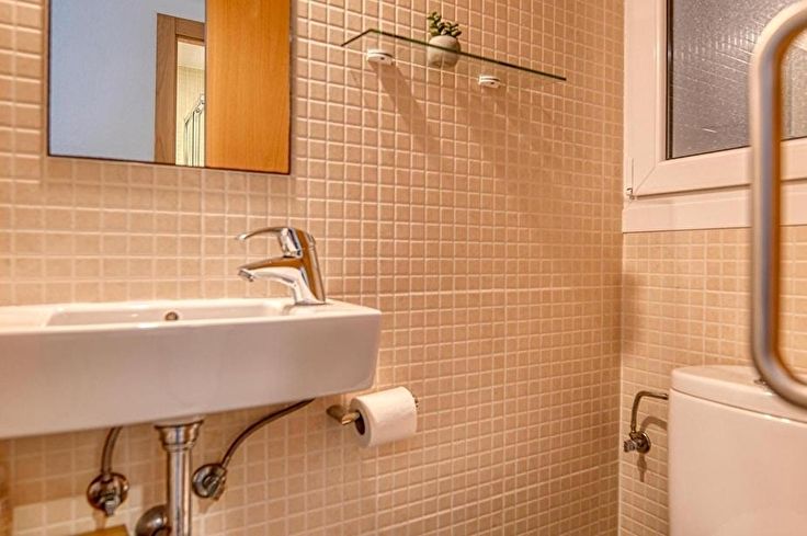 Apartamento 2 dormitorios con Piscina, Vistas al mar, Wifi, Parking y jardín en Calella de Palafrugell - Alquiler Vacacional - Turístico