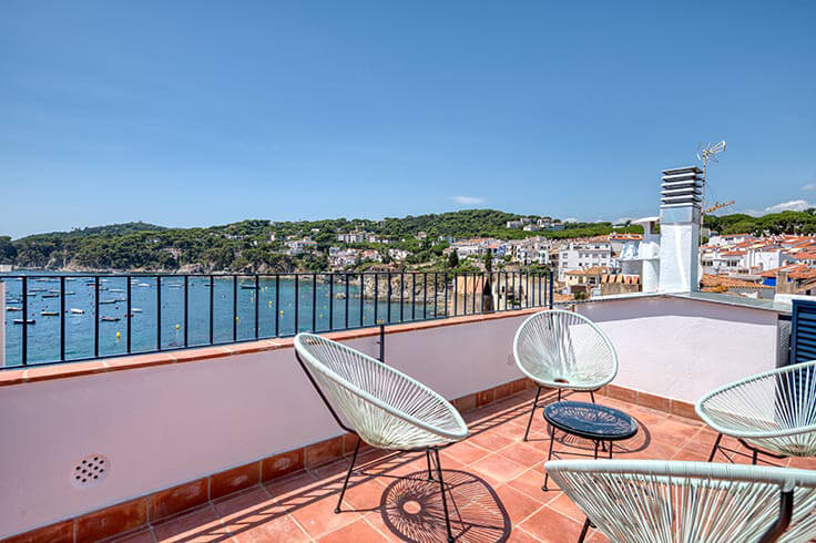 Ático 1 dormitorio con Vistas al mar, Wifi y Parking en Calella de Palafrugell - Alquiler Vacacional - Turístico