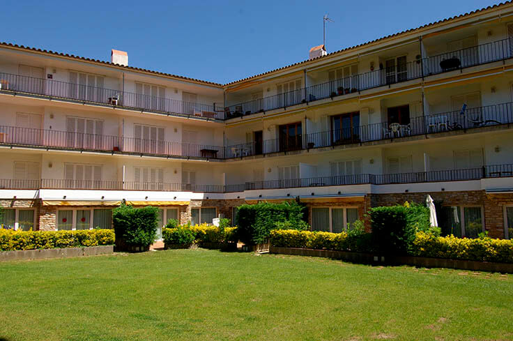 Apartamento 2 dormitorios con Parking y jardín en Calella de Palafrugell - Alquiler Temporada