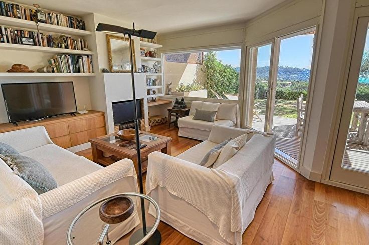 Apartamento 2 dormitorios con Piscina, Vistas al mar, Wifi, Parking y jardín en Calella de Palafrugell - Alquiler Vacacional - Turístico