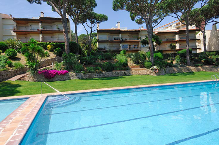 Apartamento 3 dormitorios con Piscina, Vistas al mar, Wifi y jardín en Calella de Palafrugell - Alquiler Vacacional - Turístico