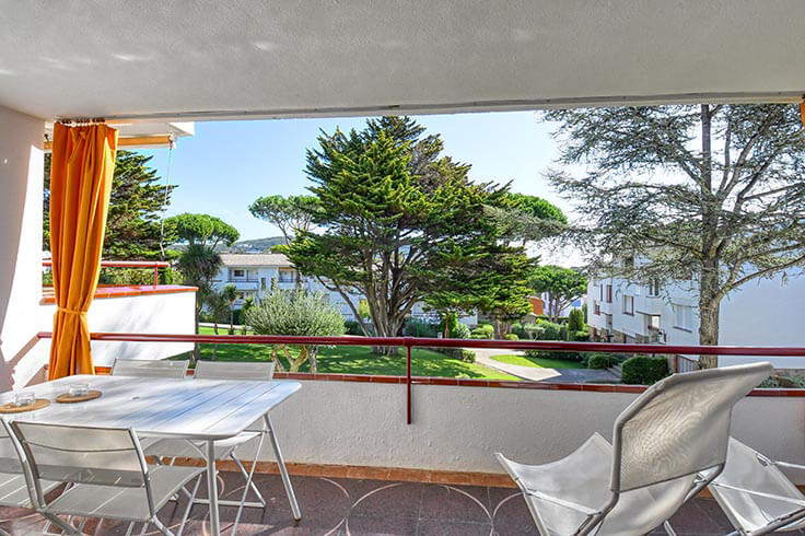 Apartamento 2 dormitorios con Piscina, Wifi, Parking y jardín en Calella de Palafrugell - Alquiler Vacacional - Turístico