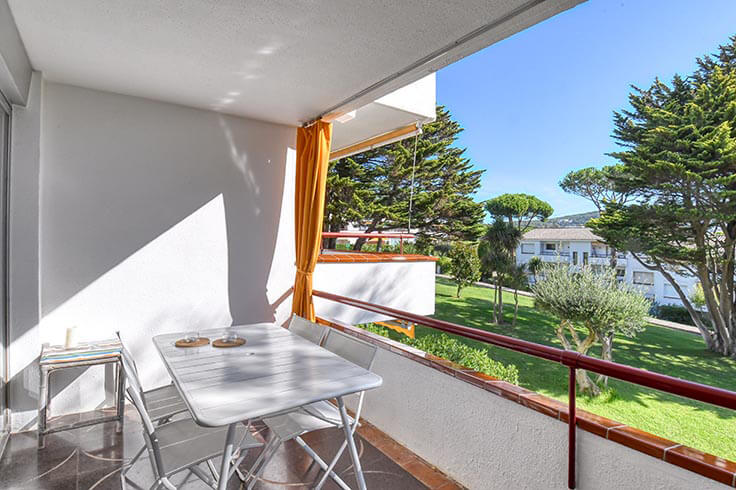 Apartamento 2 dormitorios con Piscina, Wifi, Parking y jardín en Calella de Palafrugell - Alquiler Vacacional - Turístico