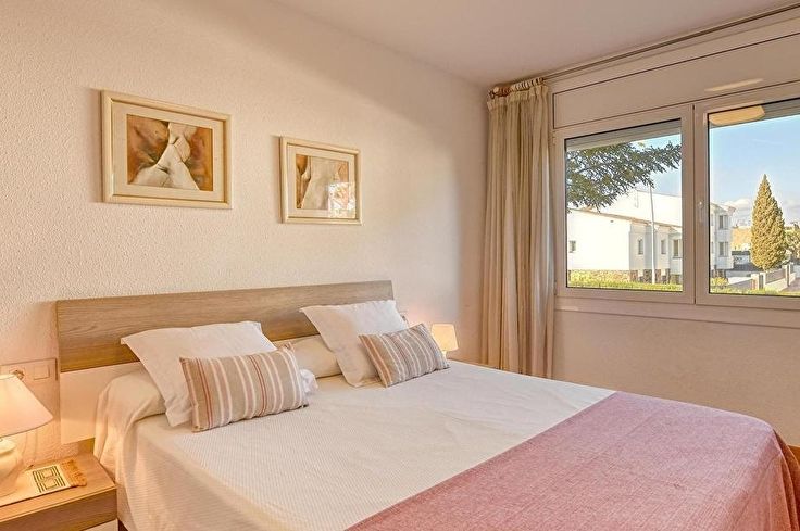 Apartamento 2 dormitorios con Piscina, Wifi, Parking y jardín en Calella de Palafrugell - Alquiler Vacacional - Turístico