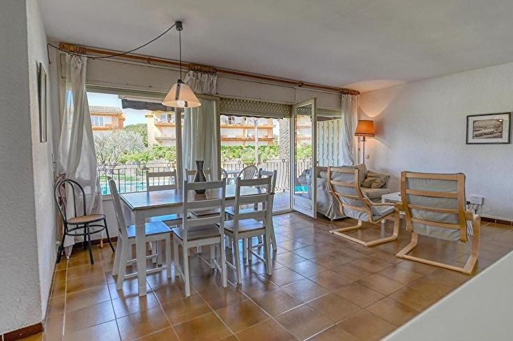 Apartamento 2 dormitorios con Piscina, Wifi, Parking y jardín en Calella de Palafrugell - Alquiler Vacacional - Turístico