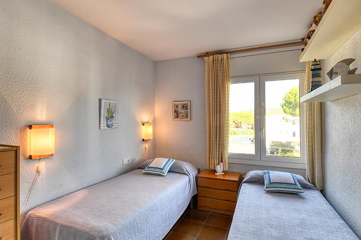 Apartamento 2 dormitorios con Piscina, Wifi, Parking y jardín en Calella de Palafrugell - Alquiler Vacacional - Turístico