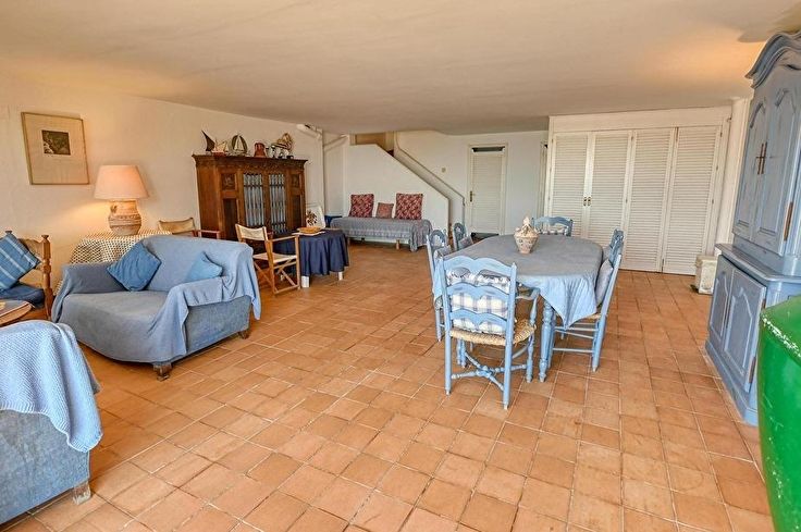 Casa de pueblo 4 dormitorios con Vistas al mar y Wifi en Calella de Palafrugell - Alquiler Vacacional - Turístico