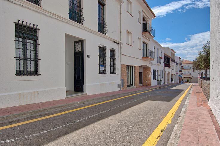 Apartamento 4 dormitorios con Aire acondicionado, Wifi y Parking en Calella de Palafrugell - Alquiler Vacacional - Turístico