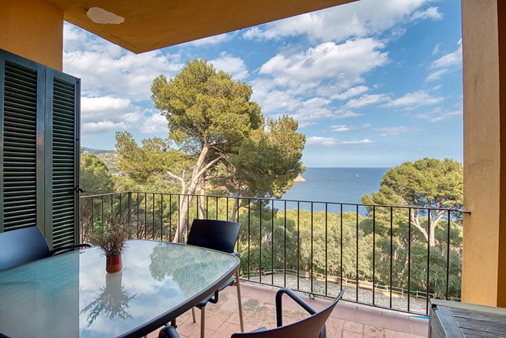 Apartamento 2 dormitorios con Piscina, Vistas al mar, Parking y jardín en Tamariu - Alquiler Vacacional - Turístico