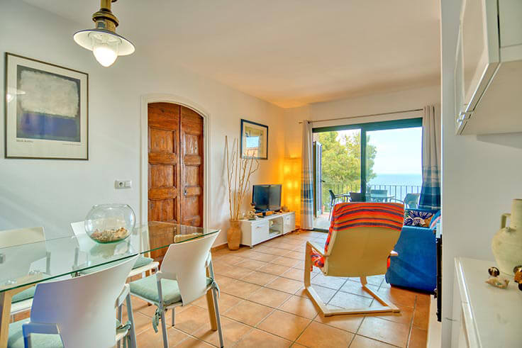 Apartamento 2 dormitorios con Piscina, Vistas al mar, Parking y jardín en Tamariu - Alquiler Vacacional - Turístico