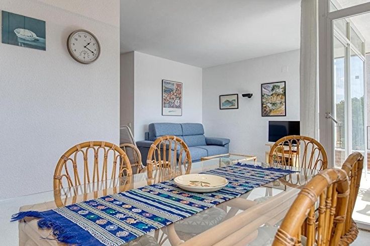 Apartamento 2 dormitorios con Piscina, Parking y jardín en Tamariu - Alquiler Vacacional - Turístico