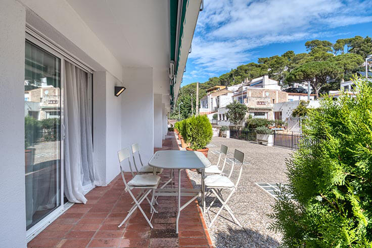 Apartamento 2 dormitorios con Parking y jardín en Tamariu - Alquiler Vacacional - Turístico