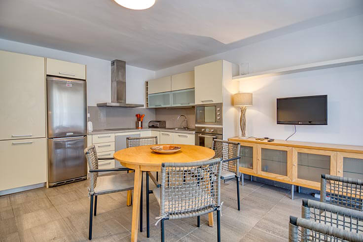 Apartamento 2 dormitorios con Parking y jardín en Tamariu - Alquiler Vacacional - Turístico