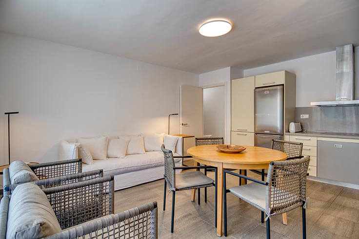 Apartamento 2 dormitorios con Parking y jardín en Tamariu - Alquiler Vacacional - Turístico