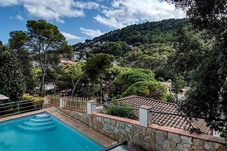 Casa pareada 4 dormitorios con Piscina, Aire acondicionado y Wifi en Tamariu - Alquiler Vacacional - Turístico