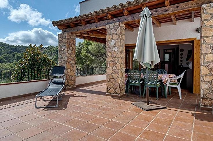 Casa pareada 4 dormitorios con Piscina, Wifi y Parking en Tamariu - Alquiler Temporada