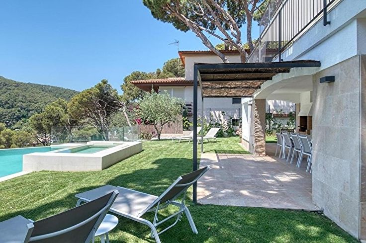 Casa individual 6 dormitorios con Wifi en Tamariu - Alquiler Vacacional - Turístico