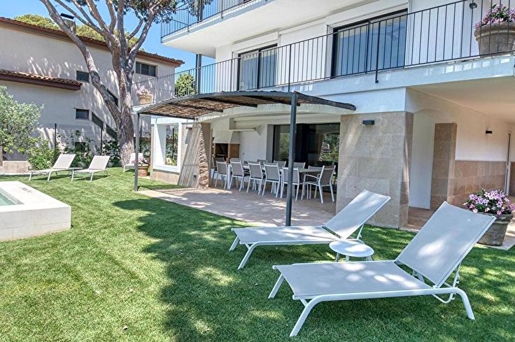 Casa individual 6 dormitorios con Wifi en Tamariu - Alquiler Vacacional - Turístico