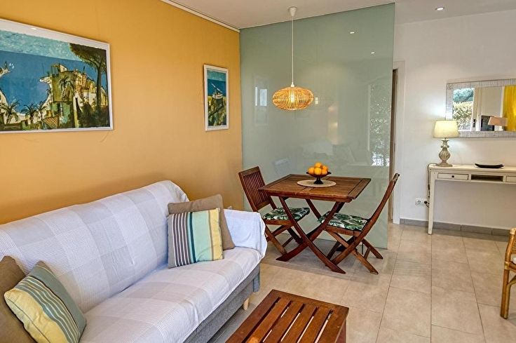 Apartamento 2 dormitorios con jardín en Tamariu - Alquiler Vacacional - Turístico