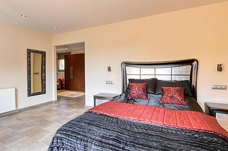 Casa individual 5 dormitorios con Piscina, Aire acondicionado y jardín en Llafranc - Compra - Venta
