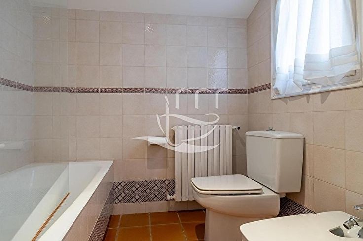 Chalet 5 dormitorios en Llafranc - Compra - Venta