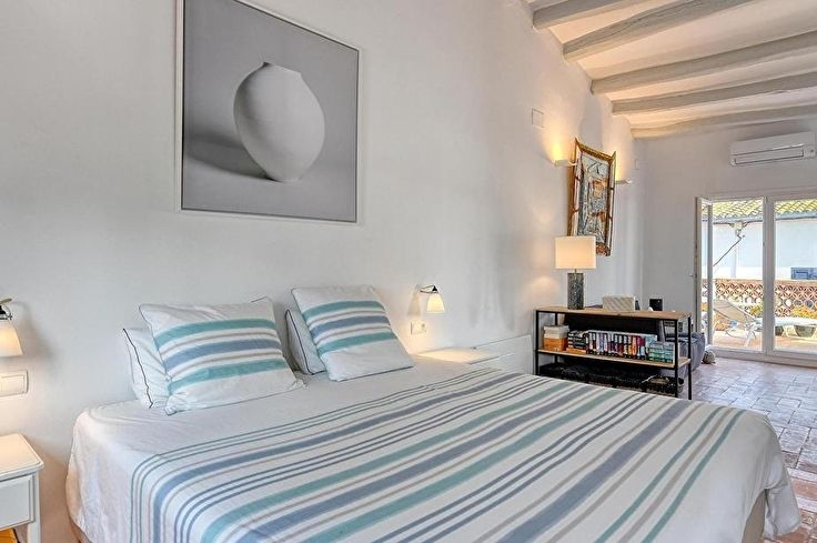 Casa de pueblo 4 dormitorios en Calella de Palafrugell - Compra - Venta