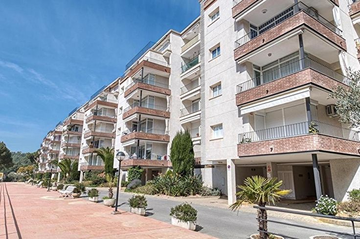 Apartamento 2 dormitorios con Piscina, Parking y jardín en Tamariu - Compra - Venta