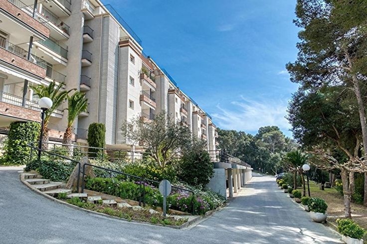 Apartamento 2 dormitorios con Piscina, Parking y jardín en Tamariu - Compra - Venta