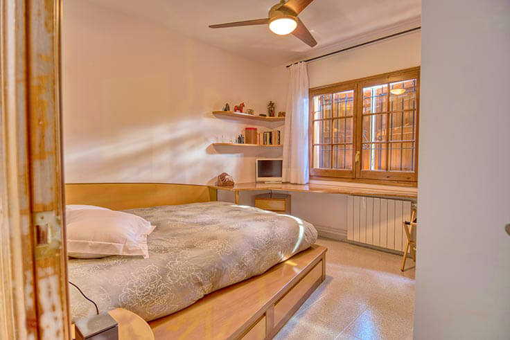 Casa individual 5 dormitorios con Piscina, Vistas al mar y jardín en Tamariu - Compra - Venta