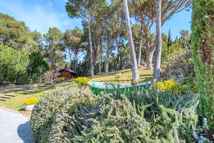 Casa individual 5 dormitorios con Piscina, Vistas al mar y jardín en Tamariu - Compra - Venta