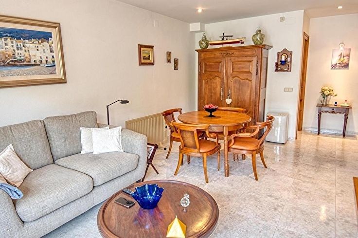 Casa adosada 3 dormitorios en Tamariu - Compra - Venta
