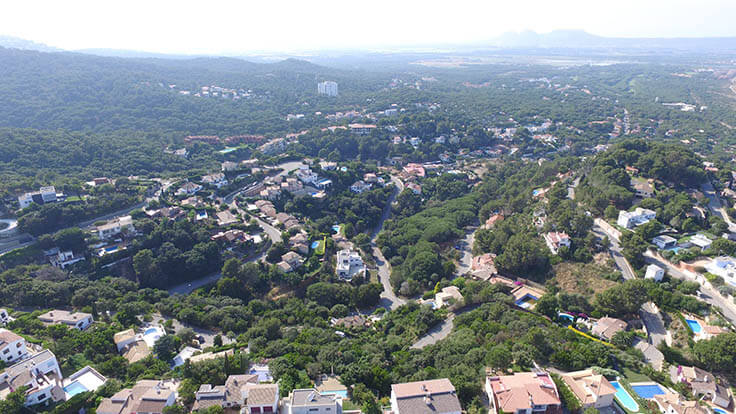 Parcela con jardín en Begur - Compra - Venta