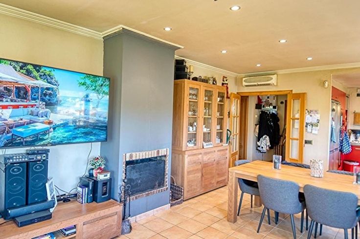 Casa individual 5 dormitorios con jardín en Begur - Compra - Venta