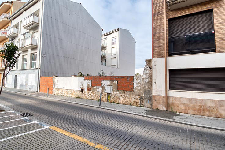 Terreno urbanizable en Sant Antoni de Calonge - Compra - Venta