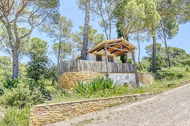 Finca rústica en Begur - Compra - Venta