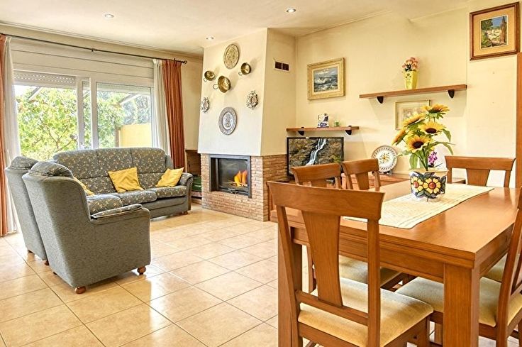 Casa adosada 4 dormitorios con jardín en Palafrugell - Compra - Venta