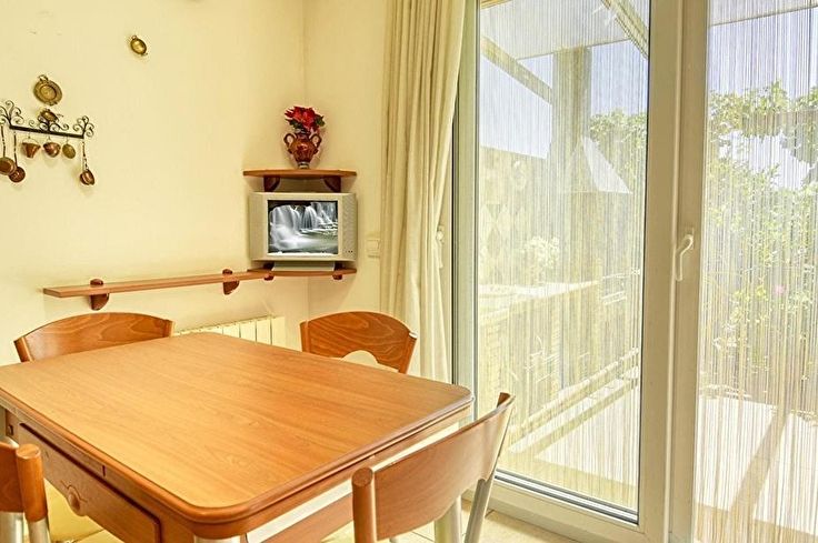 Casa adosada 4 dormitorios con jardín en Palafrugell - Compra - Venta