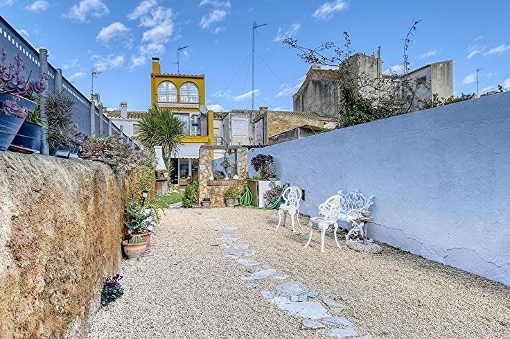 Casa de pueblo 4 dormitorios en Palafrugell - Compra - Venta