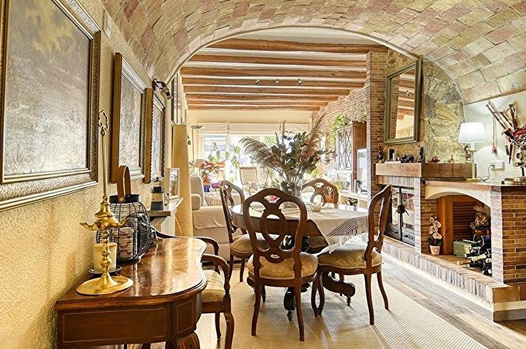 Casa de pueblo 4 dormitorios en Palafrugell - Compra - Venta